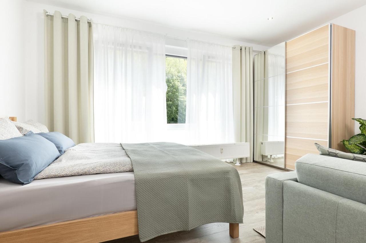 Apart4Me Scandi Apartment Geislingen Zentral Mit Parkplatz Geislingen an der Steige Exterior photo
